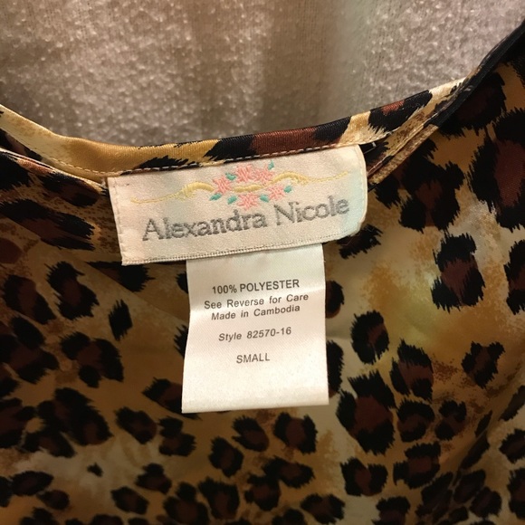 Alexandra Nicole Gown & Robe - Picture 7 of 7